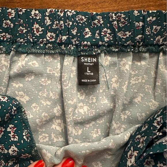 Faux wrap skirt - Picture 2 of 2